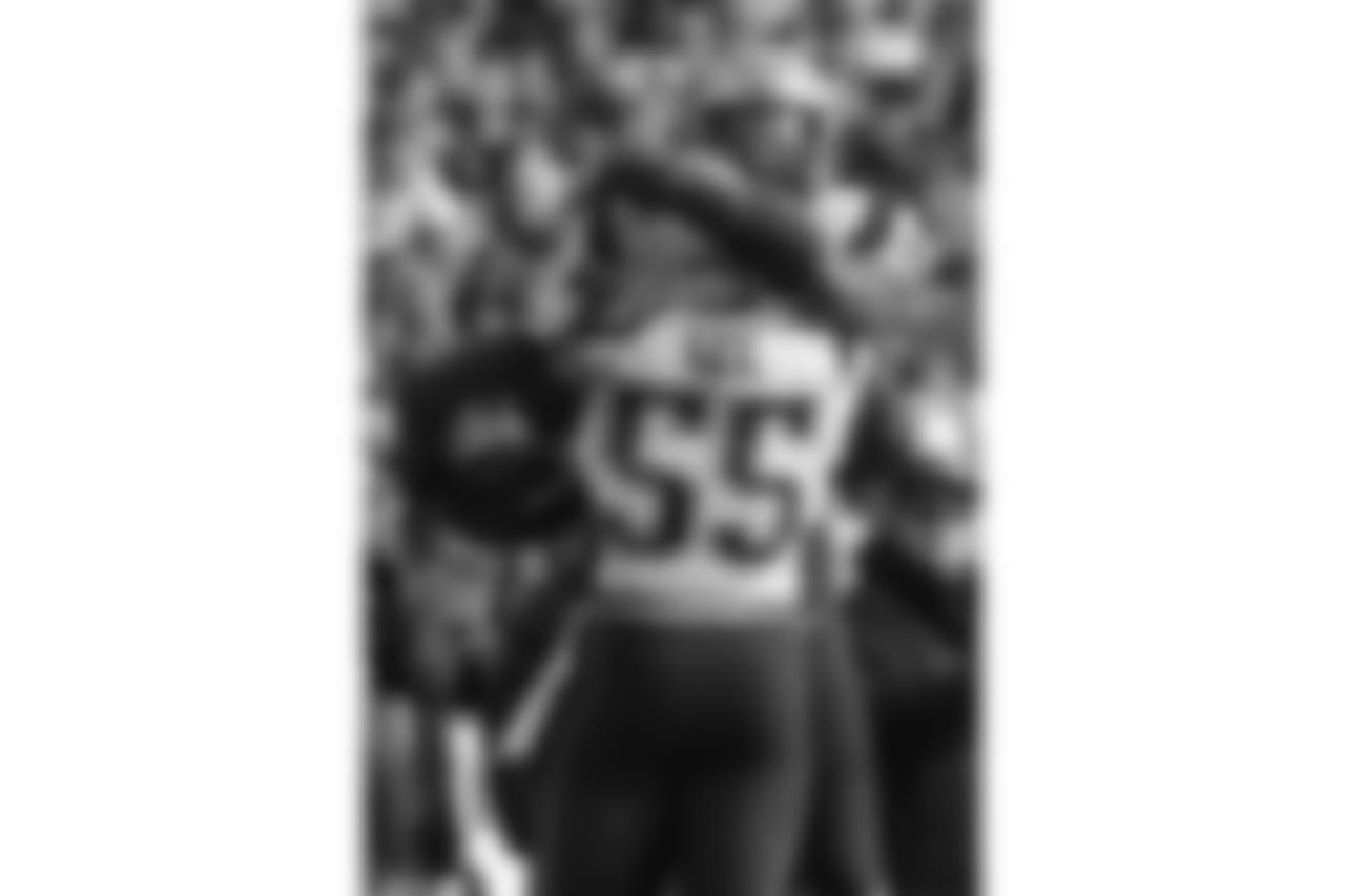 20171203_bills_silverman545.jpg