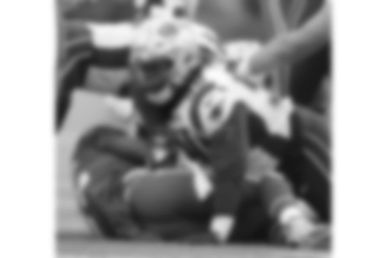 20171203_bills_silverman555.jpg