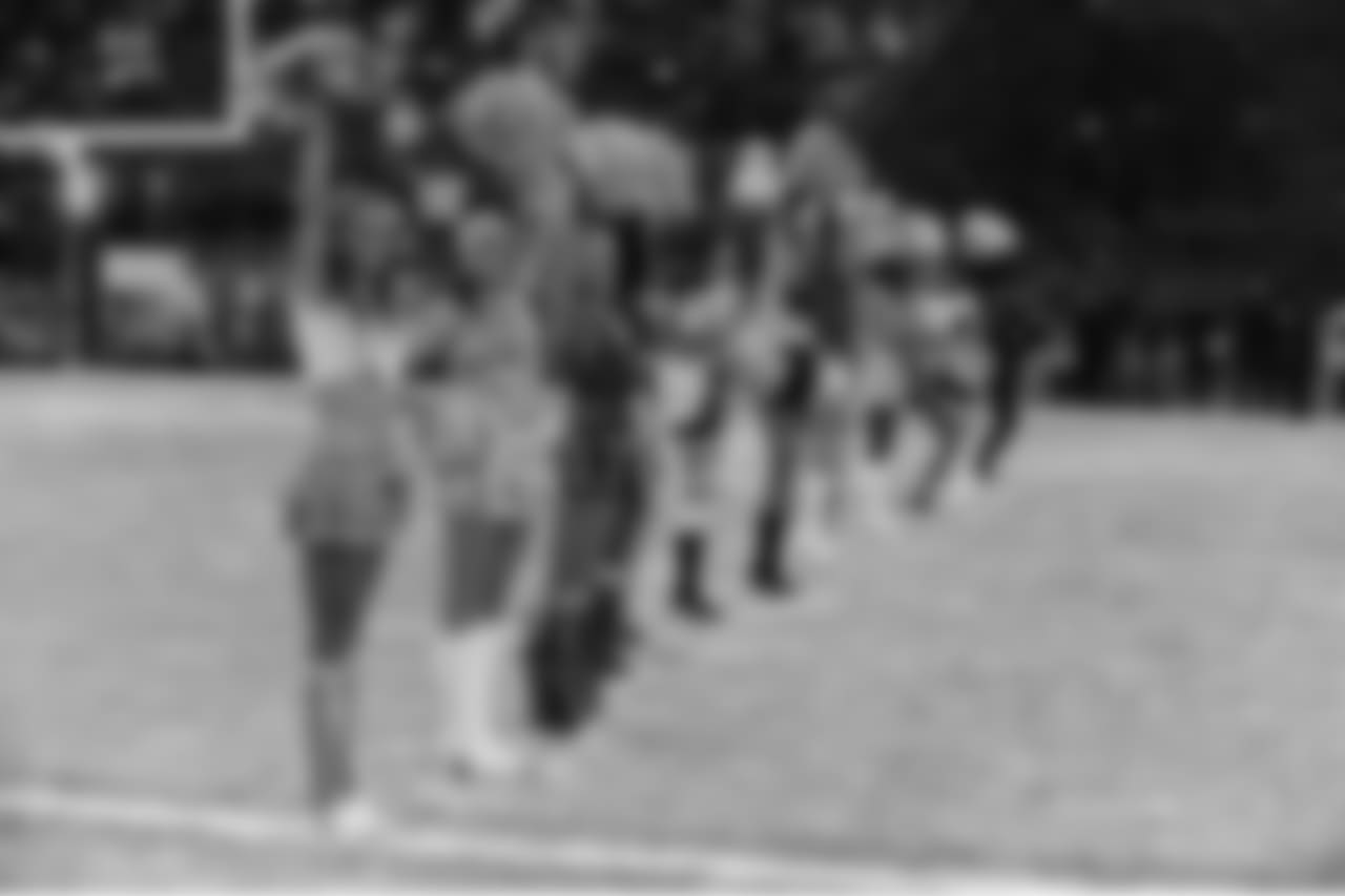 tt101809_jm1644-nfl_large_580_10001-watermarked.jpg