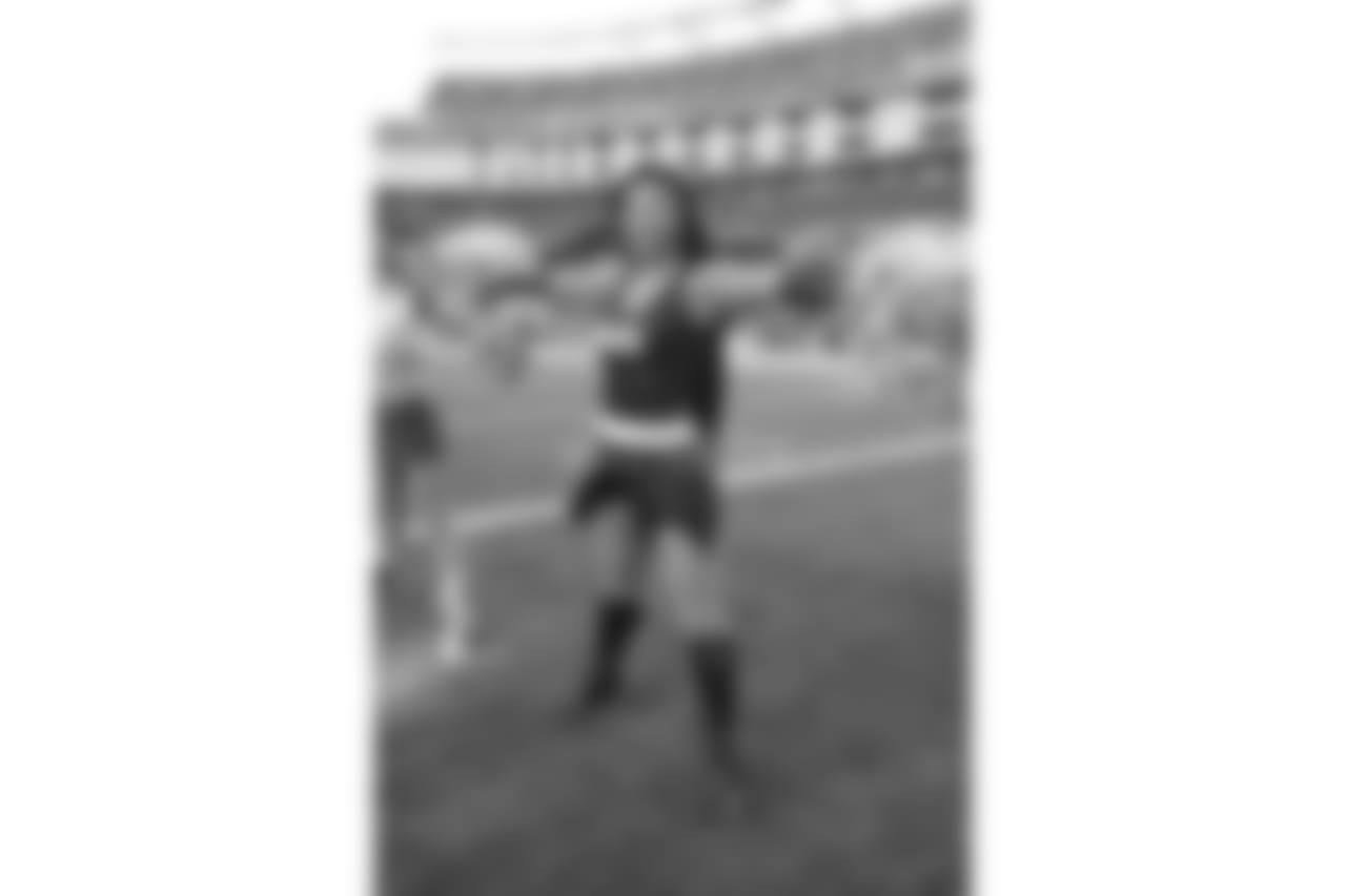dinna_yap_as_batman-nfl_large_580_10002-watermarked.jpg
