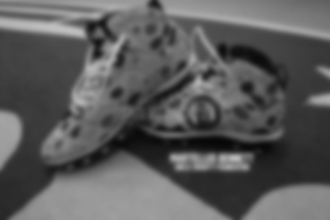 20161204_cleats_1.jpg