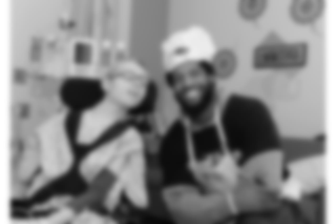 030518-bchpancakes_darrenmccollester09.jpg