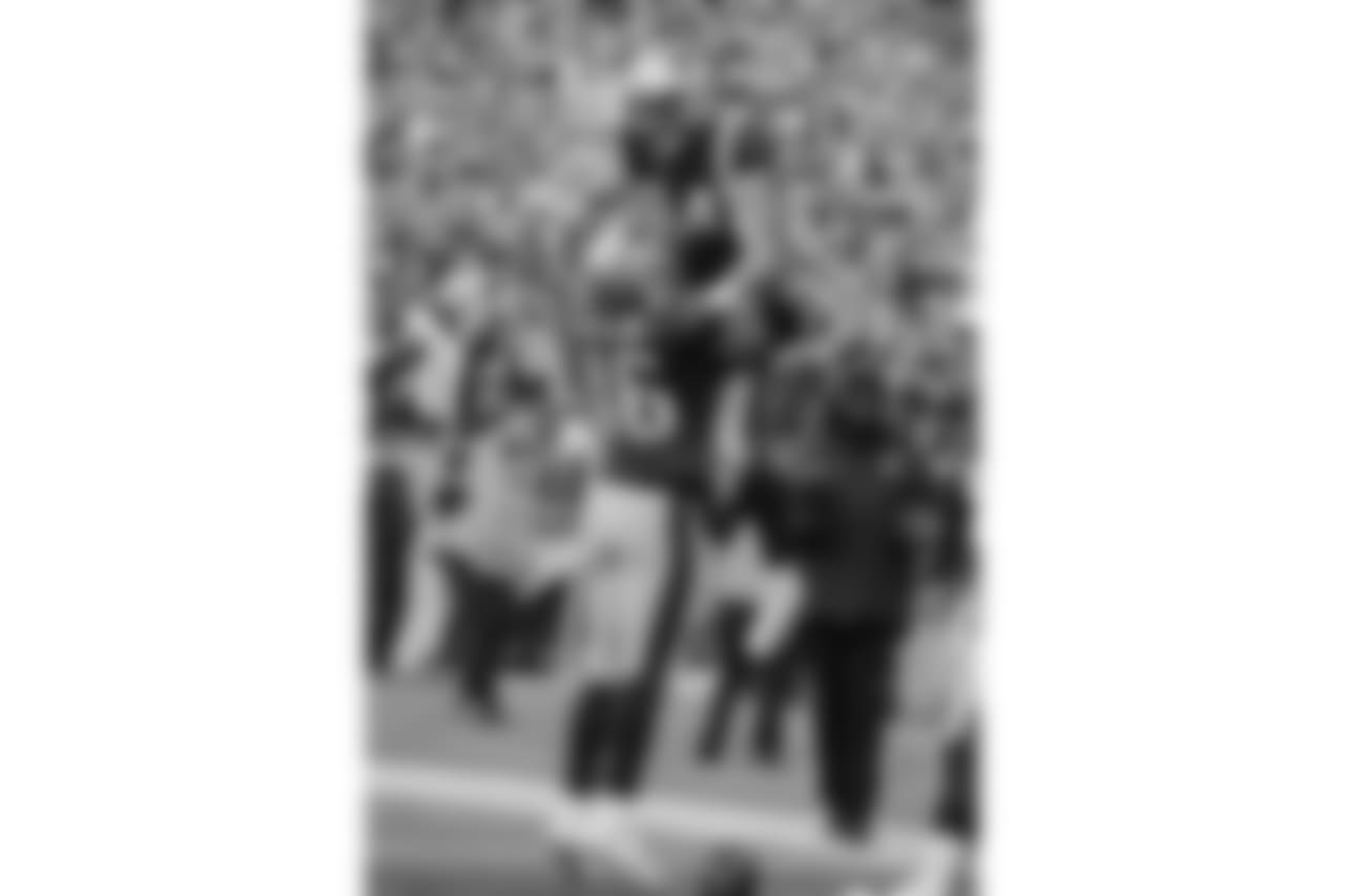 20171126_dolphins_silverman472.jpg