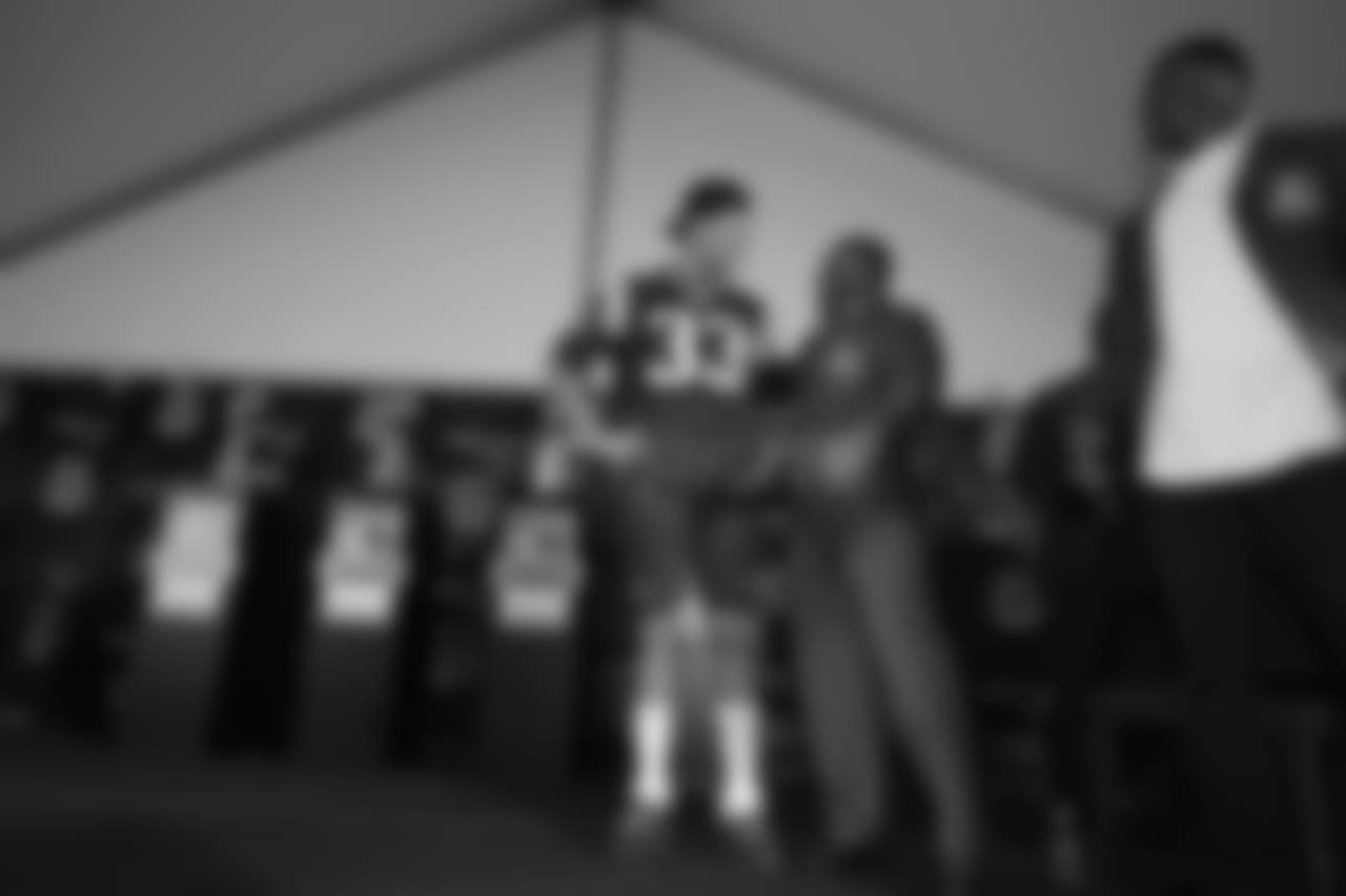 20160801_silverman_faulk_hof_1153.jpg