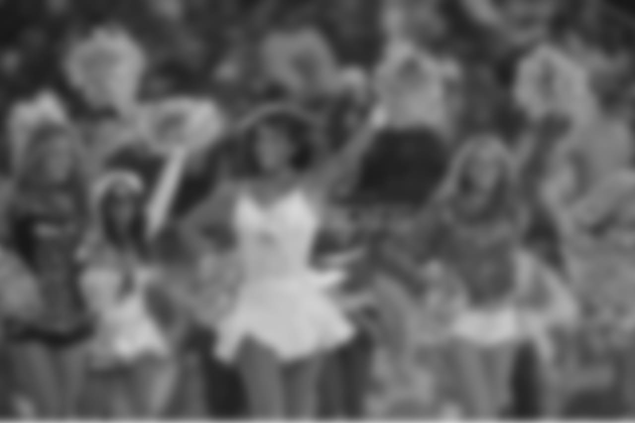 tt101809_kn0701-nfl_large_580_10001-watermarked.jpg