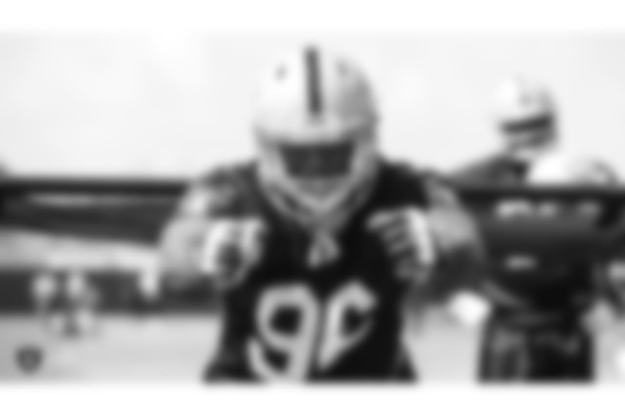 DL Tank Carradine