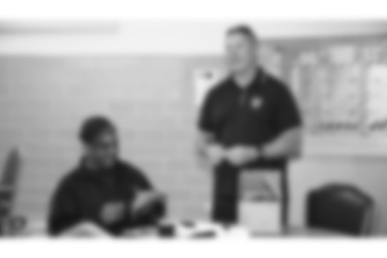 Oakland Raiders alumnus Vance Mueller visits veterans and thanks them for their service during the Raiders 2018 Training Camp at Veterans Home of California, Yountville, Tuesday, August 7, 2018, in Yountville, California.