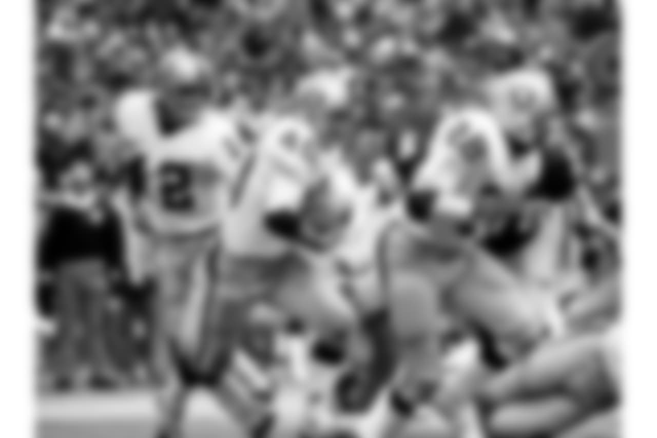 Vernon Biever/Associated Press