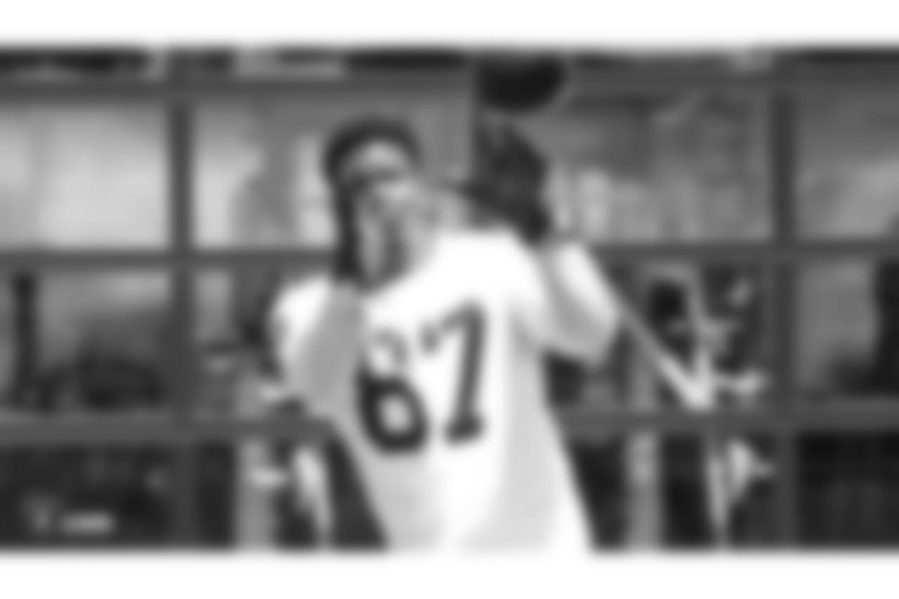Oakland Raiders tight end Jared Cook (87) at an offseason program at the Oakland Raiders Practice Facility, Friday, June 1, 2018, in Alameda, California.