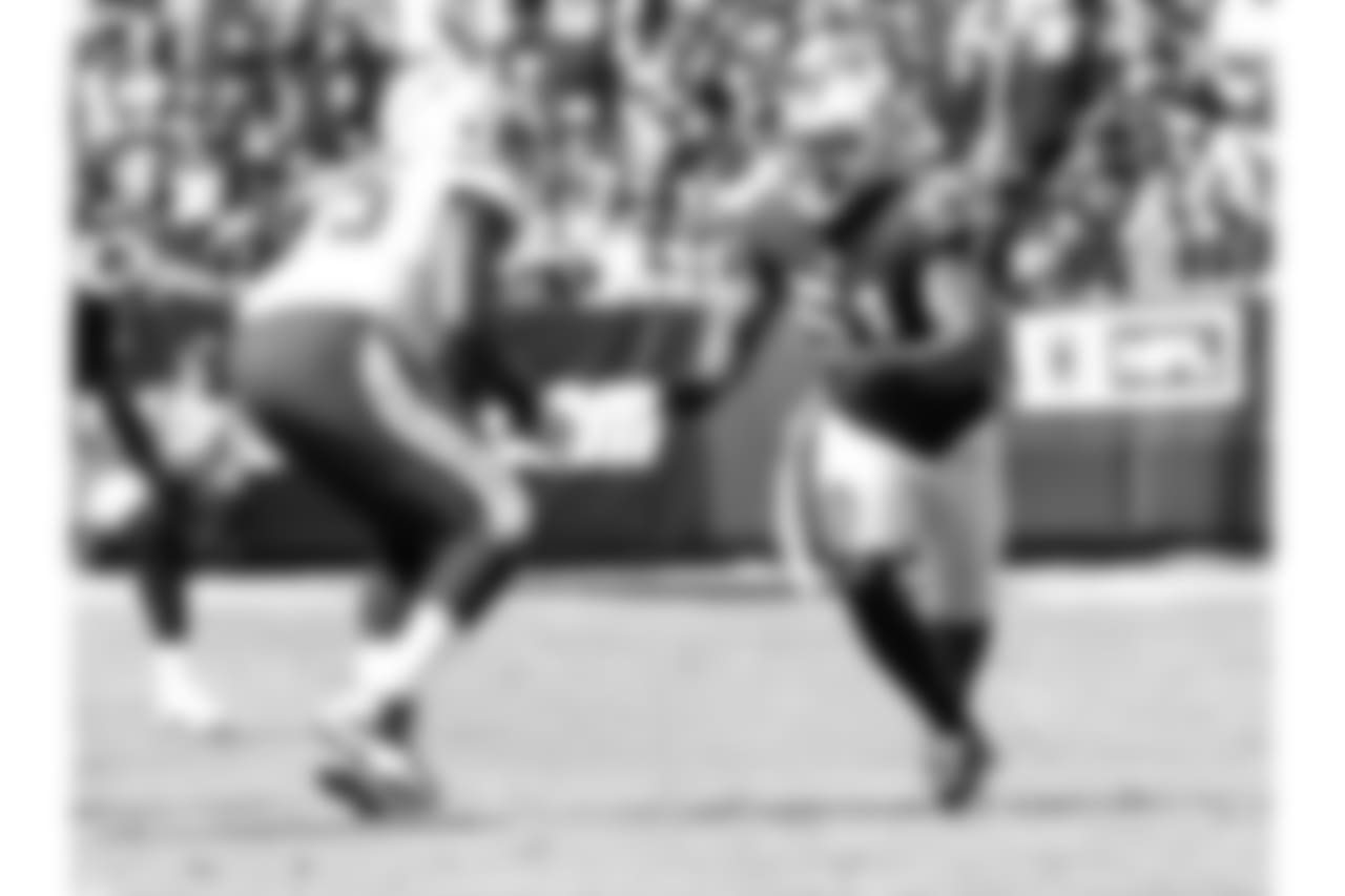 LB Bruce Irvin