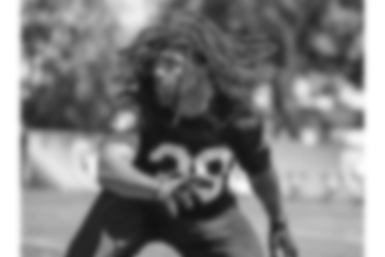 Oakland Raiders players and coaches at an offseason program at the Oakland Raiders Practice Facility, Monday, May 21, 2018, in Alameda, California.