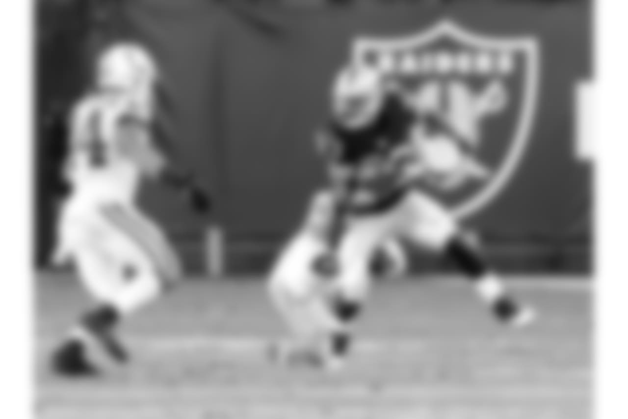 RB DeAndre Washington