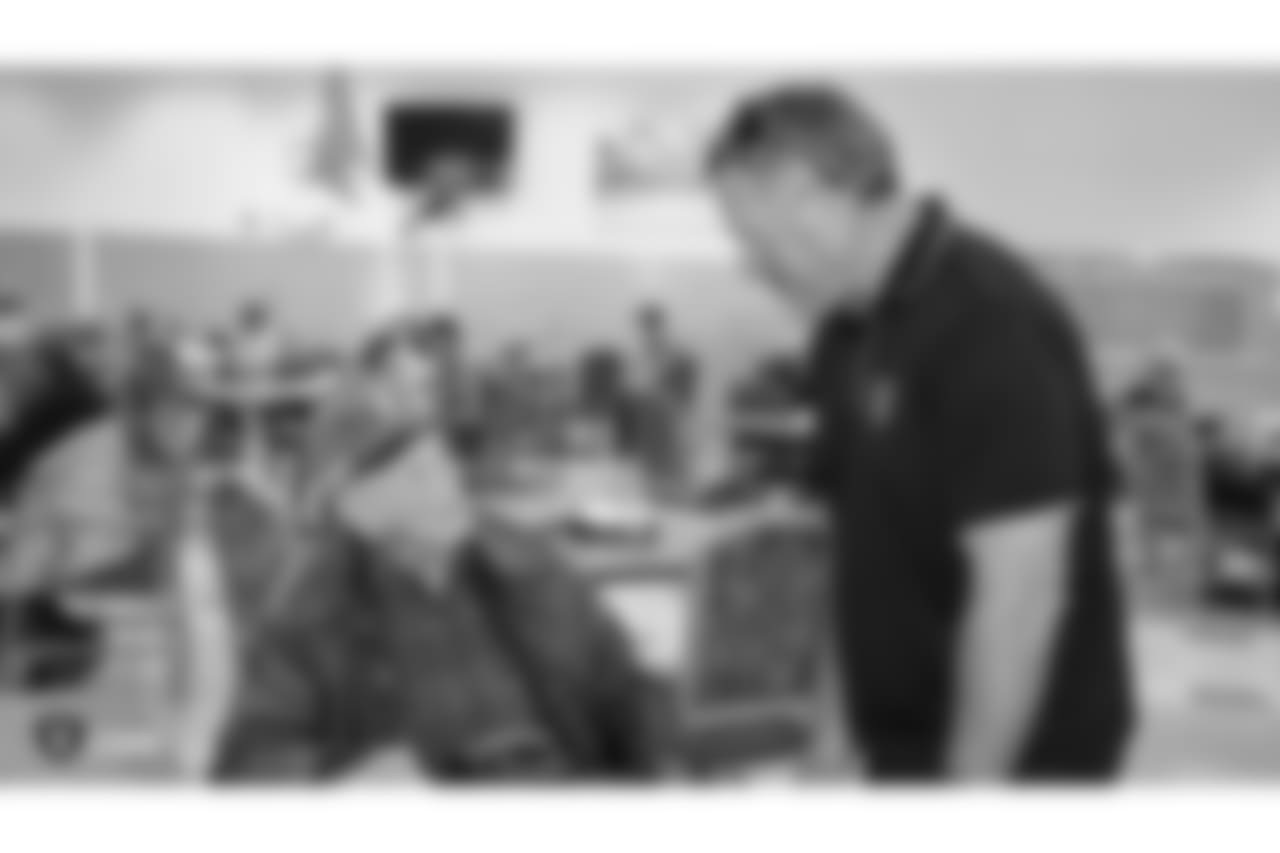 Oakland Raiders alumnus Vance Mueller visits veterans and thanks them for their service during the Raiders 2018 Training Camp at Veterans Home of California, Yountville, Tuesday, August 7, 2018, in Yountville, California.