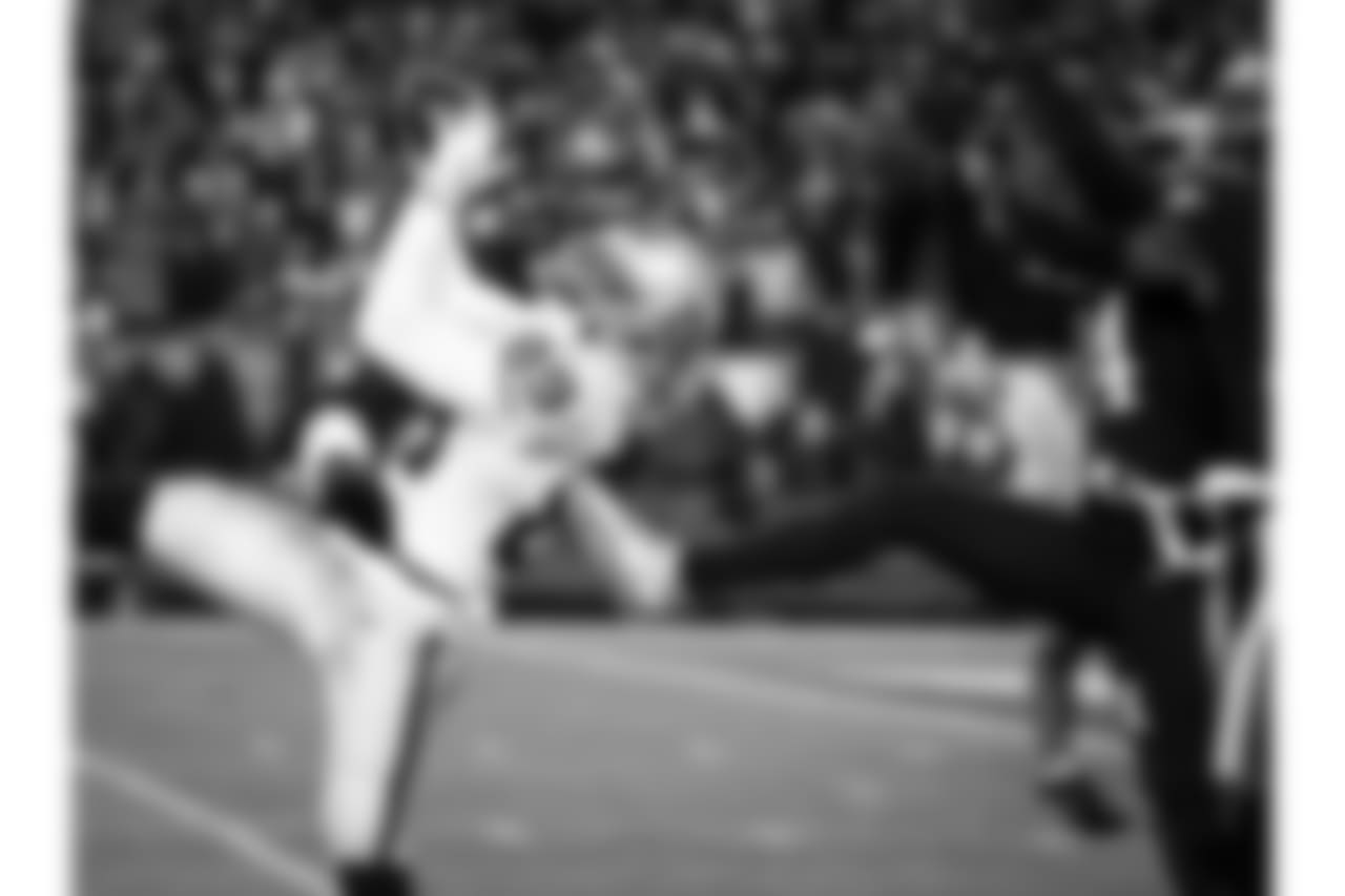 Chris Szagola/Associated Press