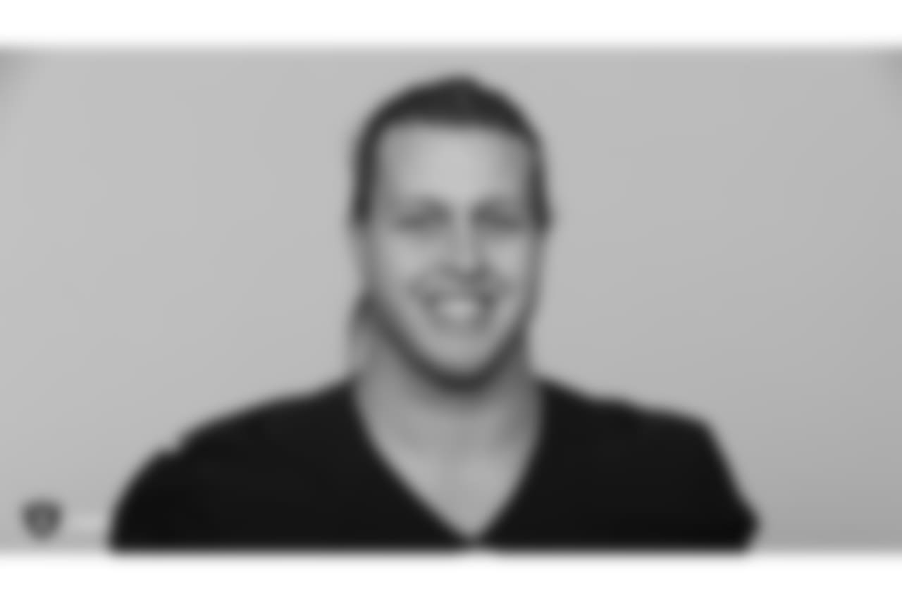 LB/DE James Cowser
