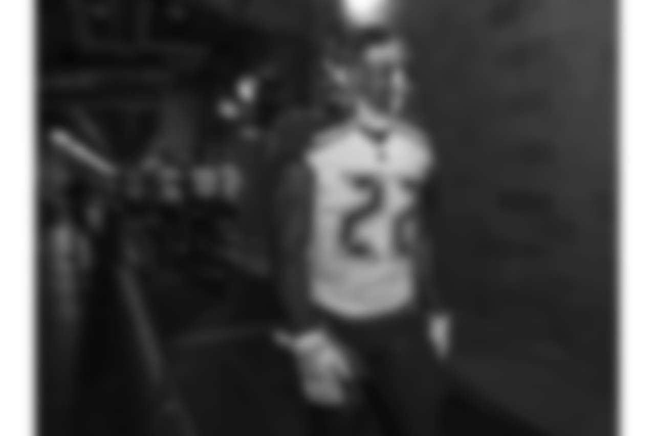 Logan Bowles/Associated Press