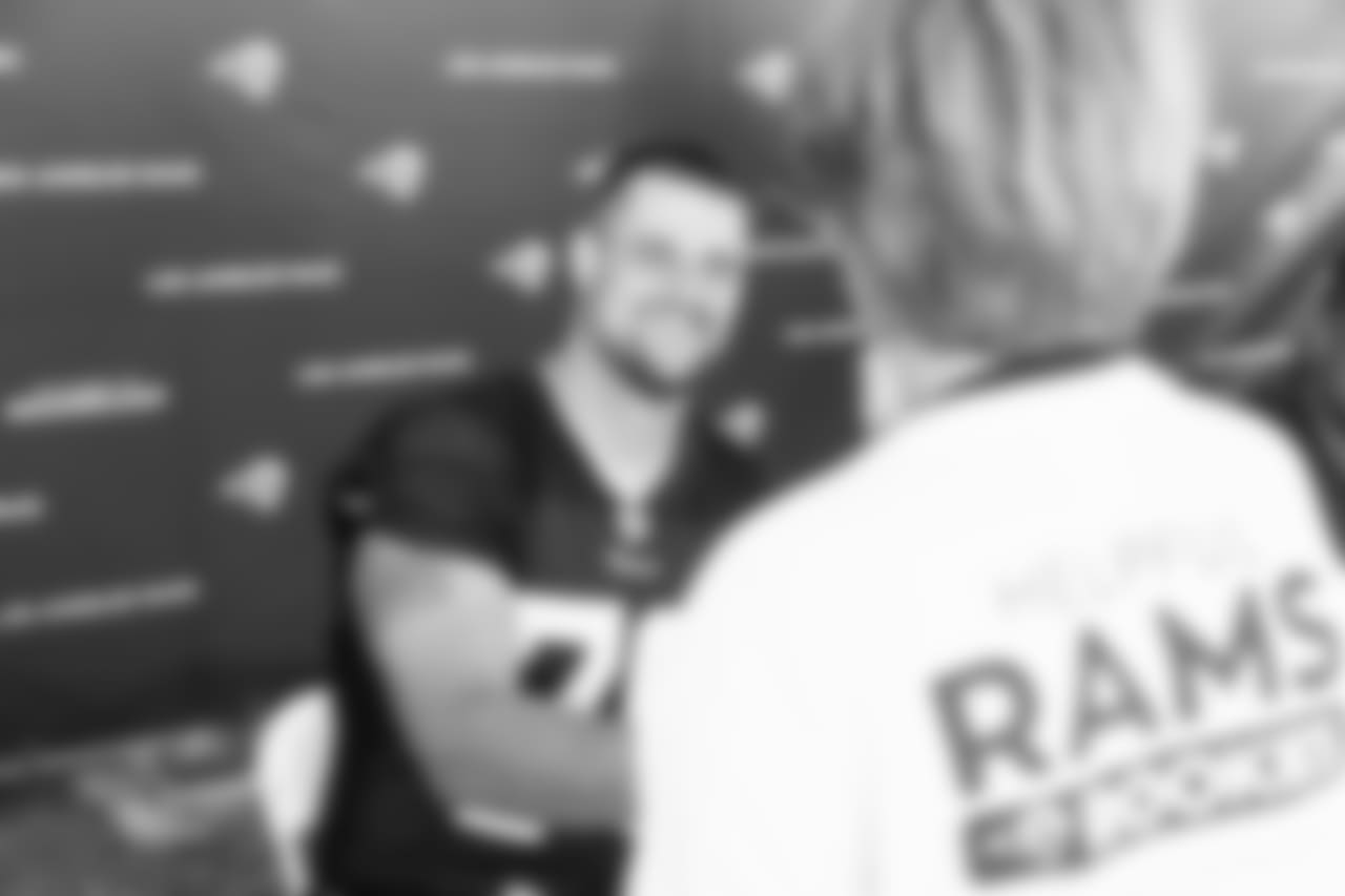 Offensive Guard (79) Rob Havenstein of the Los Angeles Rams signs autographs during Day 6 of Training Camp, Wednesday, August 01, 2018, in Irvine, CA. (Will Navarro/Rams)