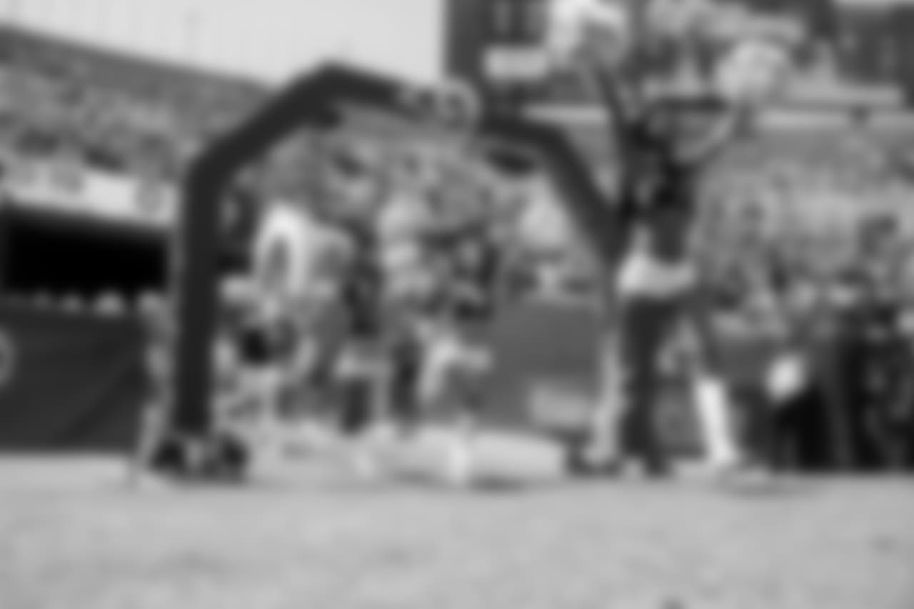 180818_SOCIAL_Raiders_Rams_HU_200