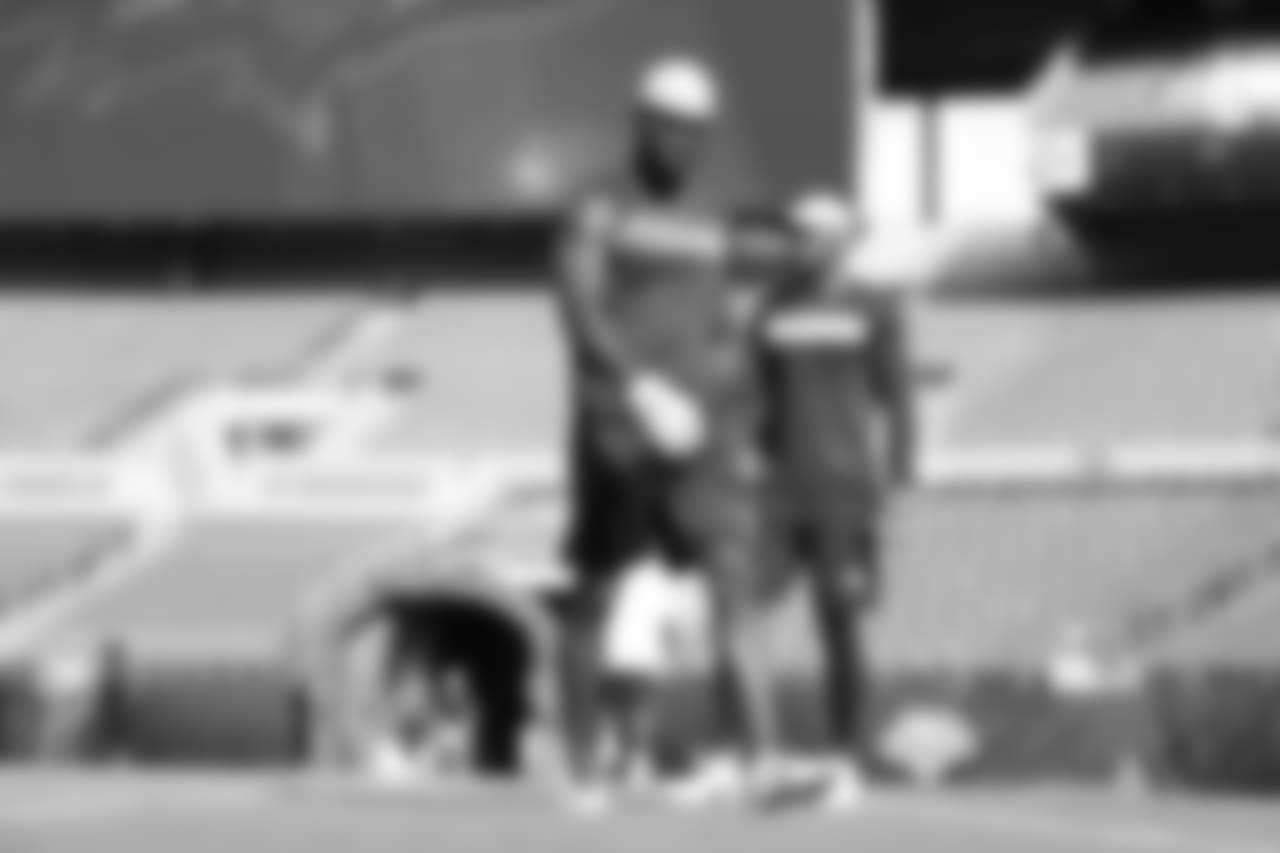 JL8_0686
