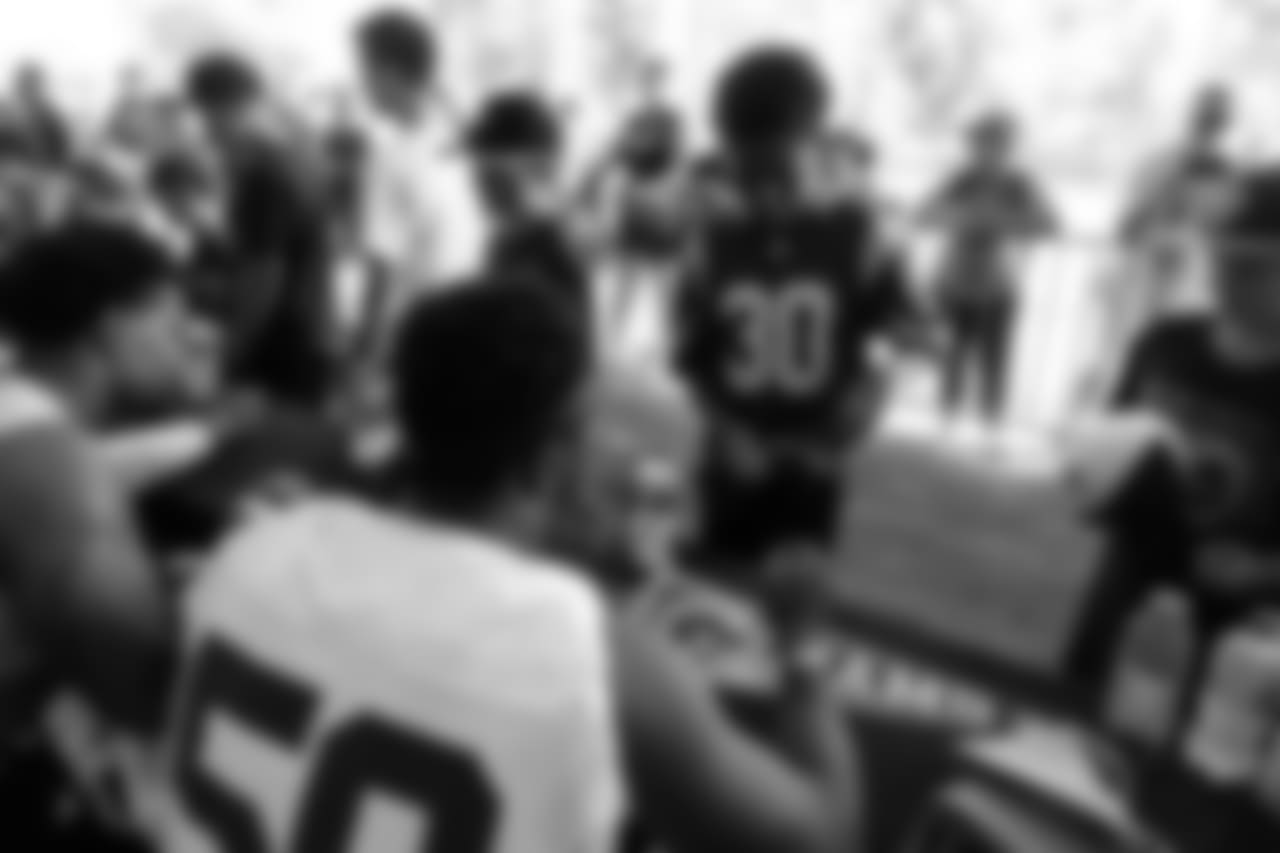 Outside linebacker (50) Samson Ebukam of the Los Angeles Rams signs autographs during Day 1 of Training Camp, Thursday, July 26, 2018, in Irvine, CA. (Will Navarro/Rams)