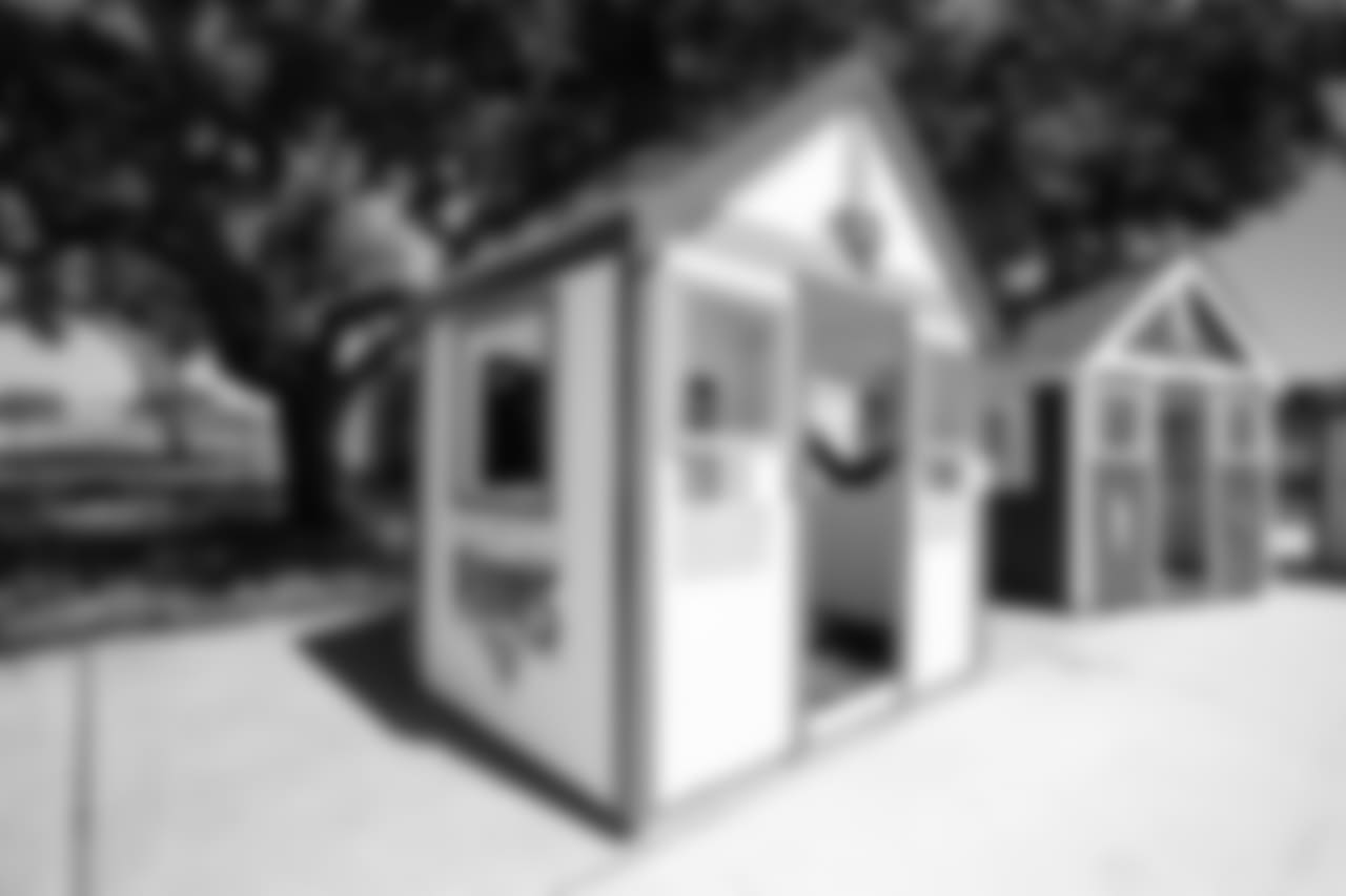 The Los Angeles Rams partner with Habitat for Humanity Orange County to build playhouses to be auctioned off at practice at The University of California Irvine in Irvine, CA on 8/3/2018. (Rams/Hiro Ueno)
