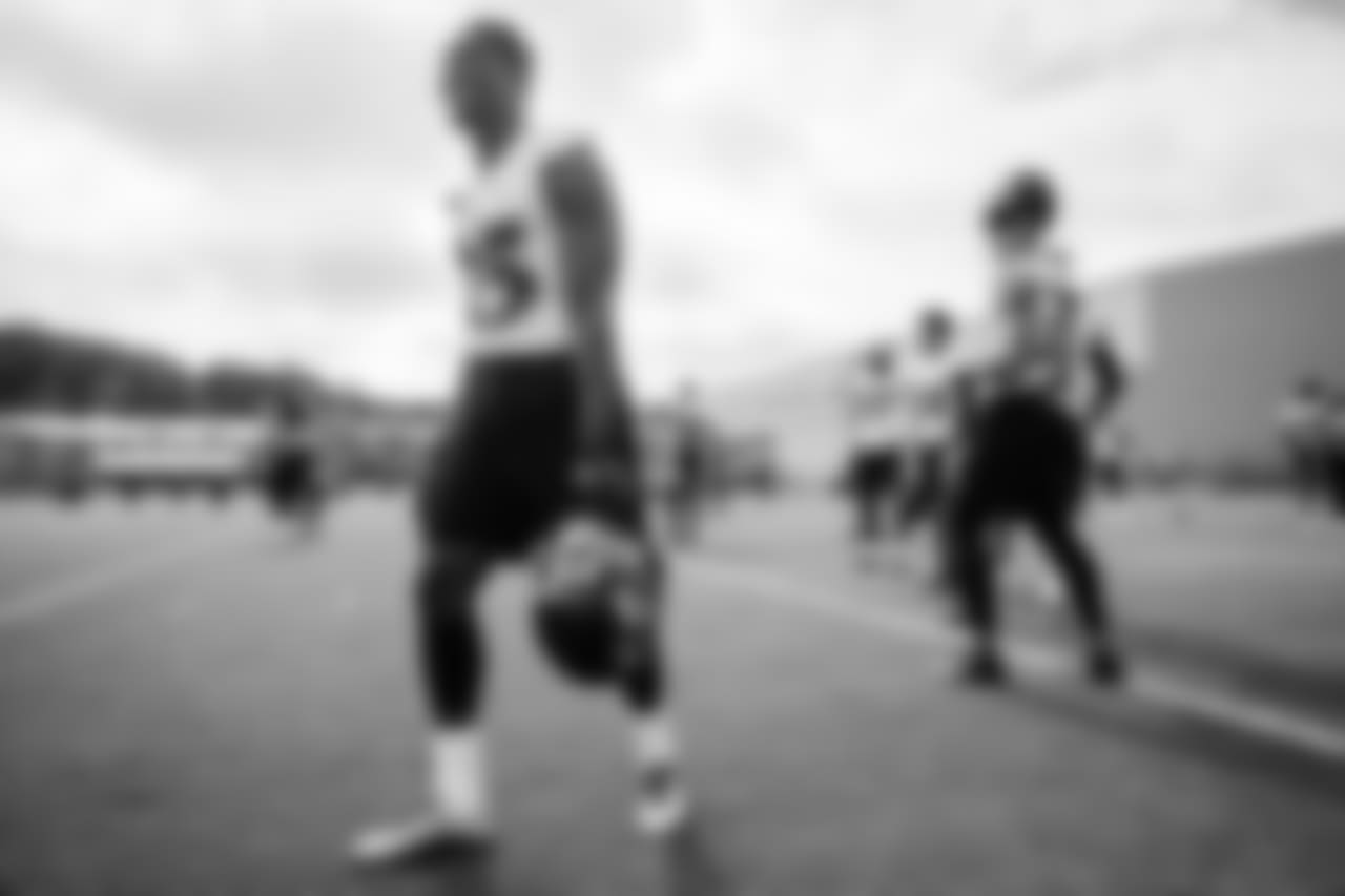 CB Tavon Young