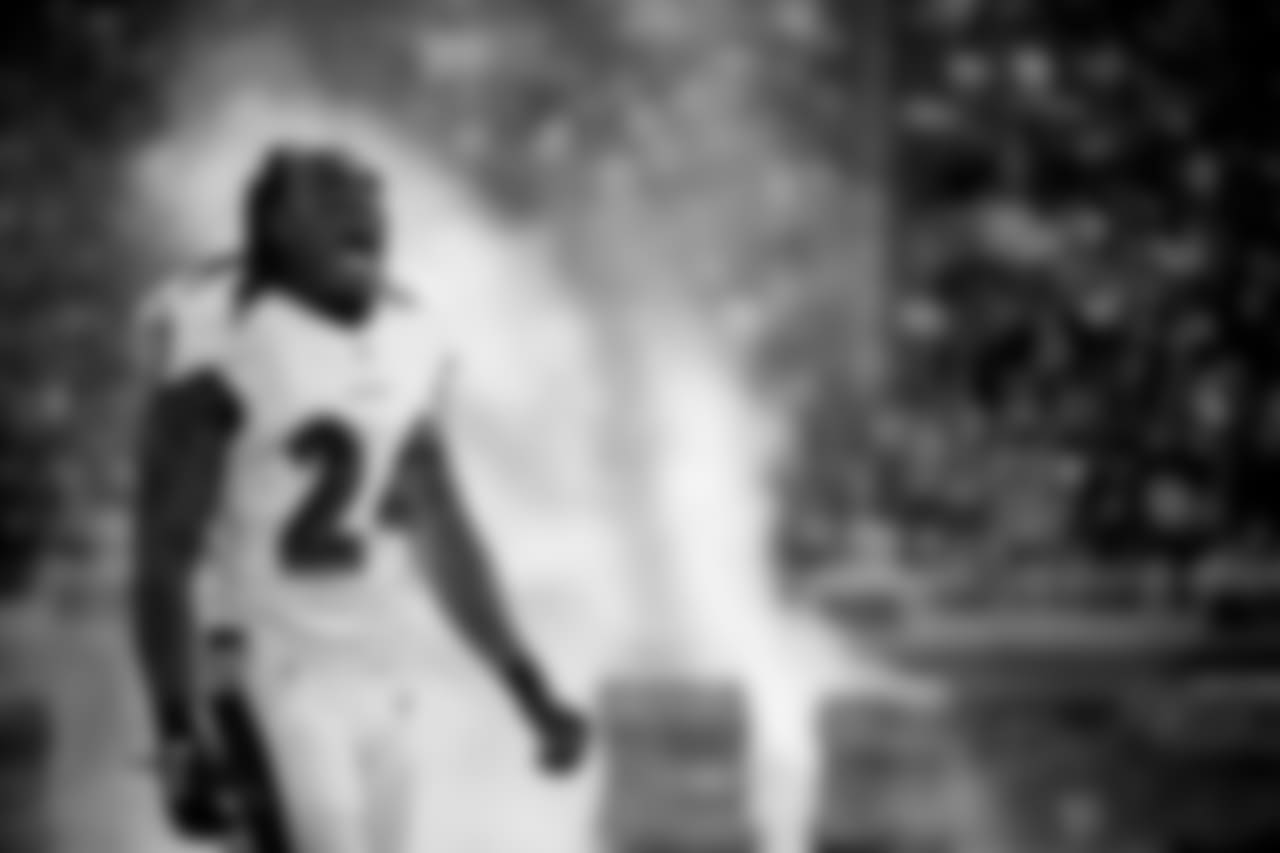 CB Brandon Carr