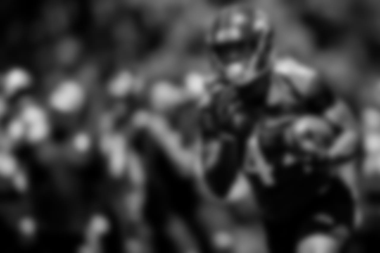 RB Mark Thompson