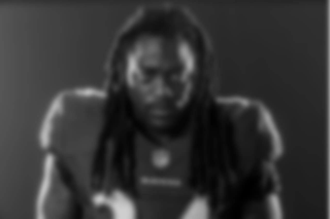 RB Alex Collins