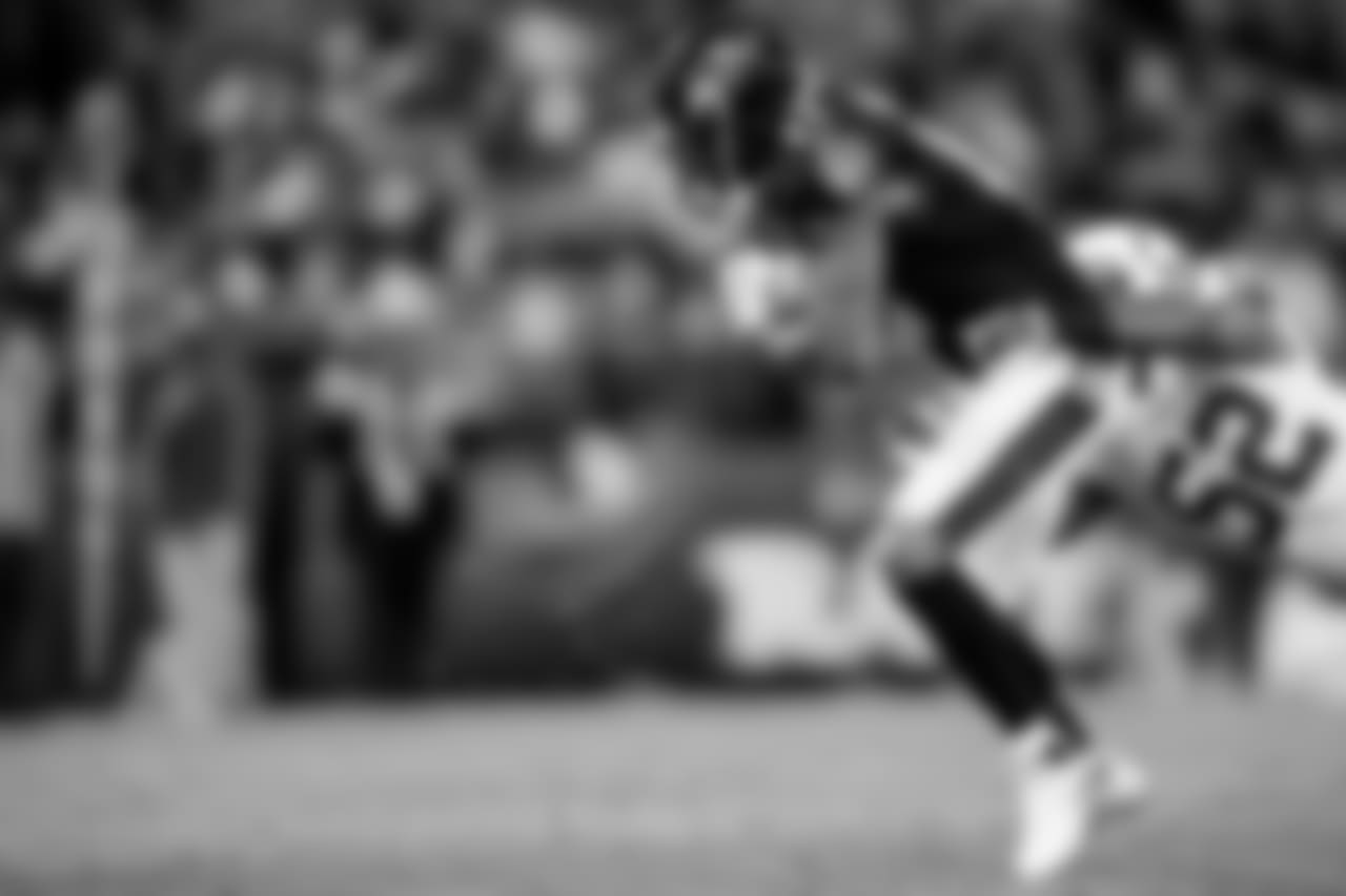 WR Mike Wallace