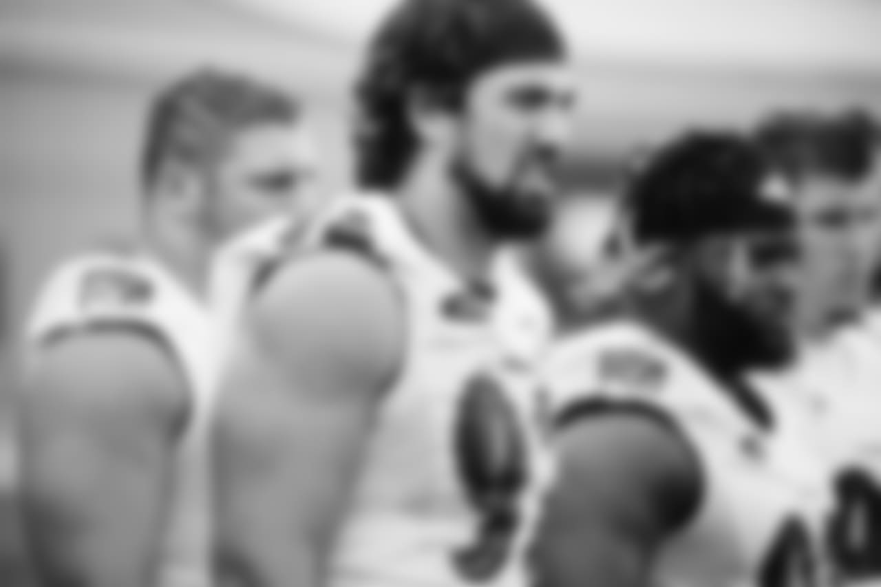 DE Bronson Kaufusi