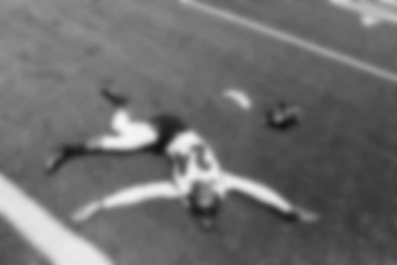 CB Brandon Carr