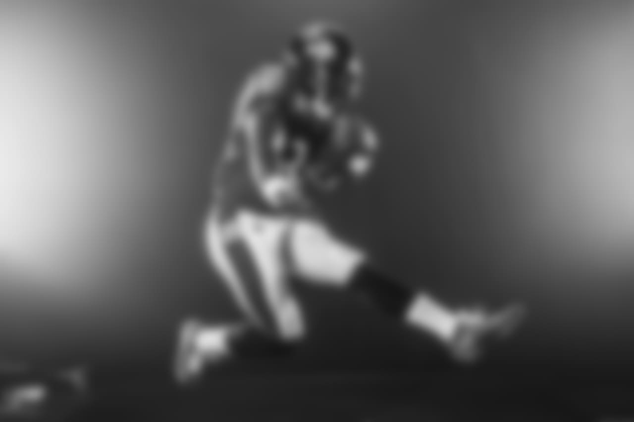 RB Alex Collins