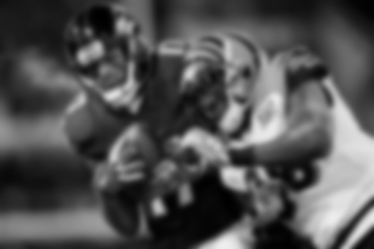 WR Mike Wallace