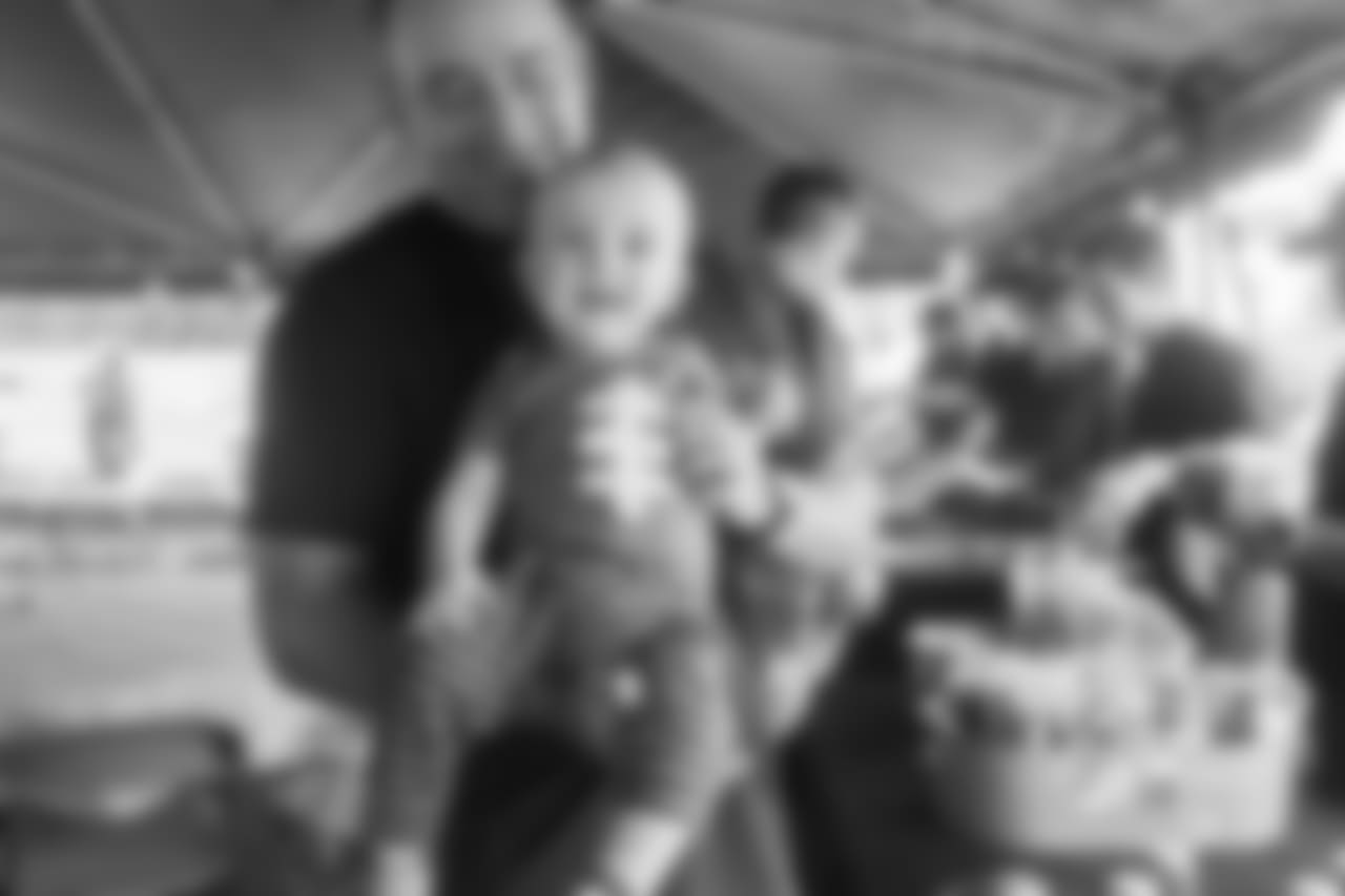 051918-YellowRibbon-0058