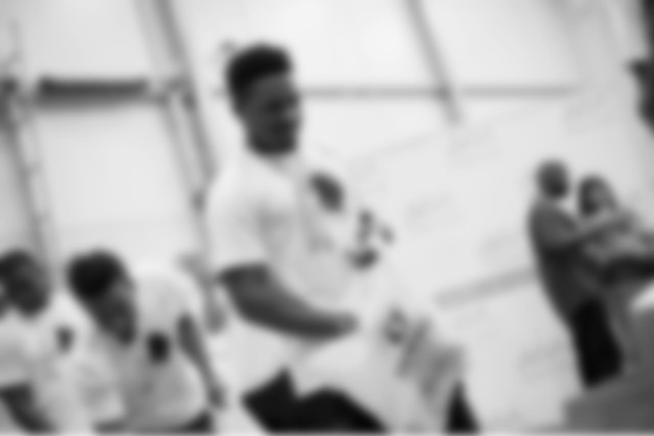 052518-FoodBank0015
