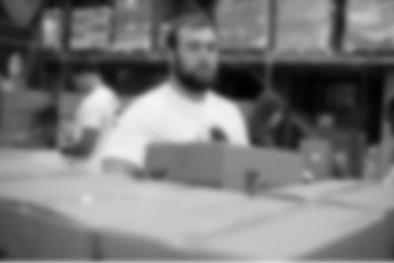 052518-FoodBank0020