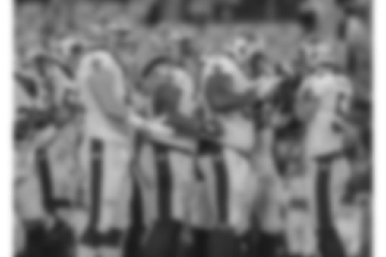 Gallery-preseason-game1-2560x14402370