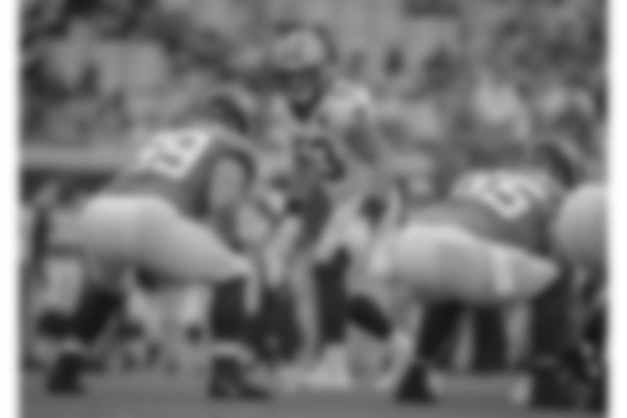 Gallery-Preseason-Game1-GameAction-1stHalf-Jaguars-2008-080918-014