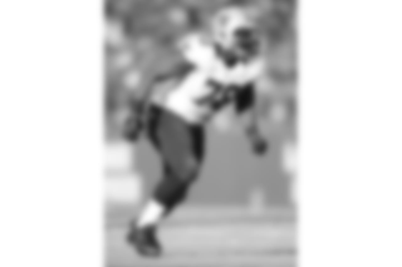 78 DE Bobby Richardson
