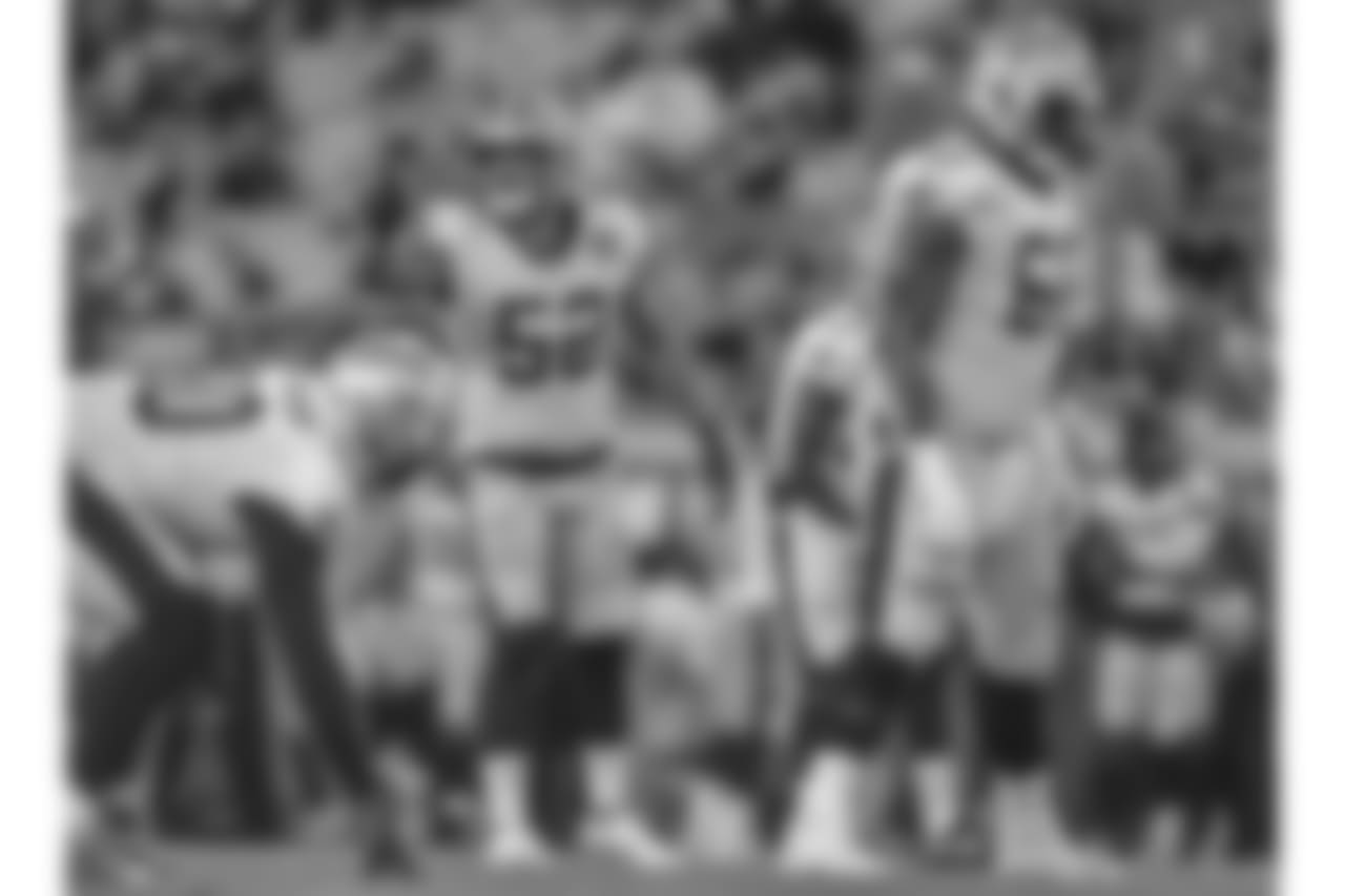 Gallery-preseason-game1-2560x14402072