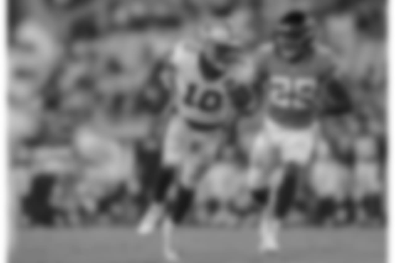 Gallery-preseason-game1-2560x14402332