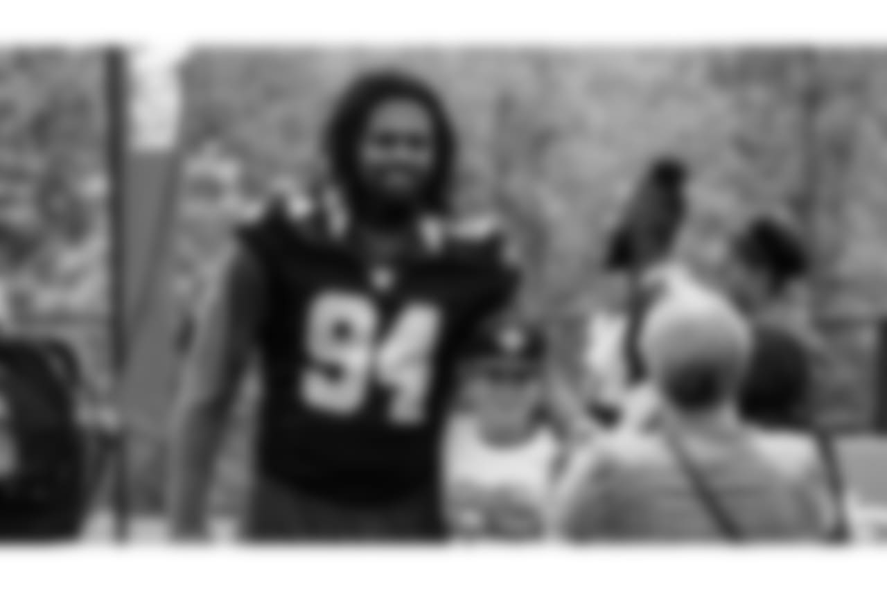 New Orleans Saints players Cameron Jordan, Terron Armstead, David Onyemata, Vonn Bell and Saints Hall of Famer Michael Lewis hosted an NFL Play 60 camp for kids in Vancouver, Canada on May 26, 2018.