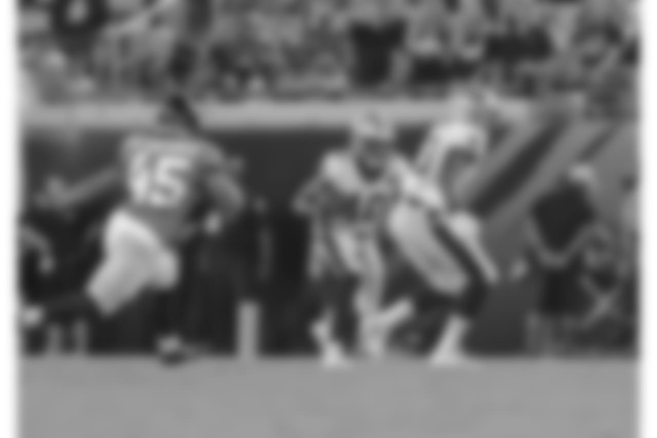 Gallery-preseason-game1-2560x14402021