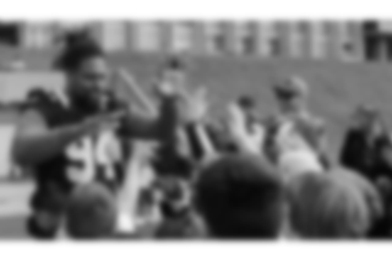 New Orleans Saints players Cameron Jordan, Terron Armstead, David Onyemata, Vonn Bell and Saints Hall of Famer Michael Lewis hosted an NFL Play 60 camp for kids in Vancouver, Canada on May 26, 2018.