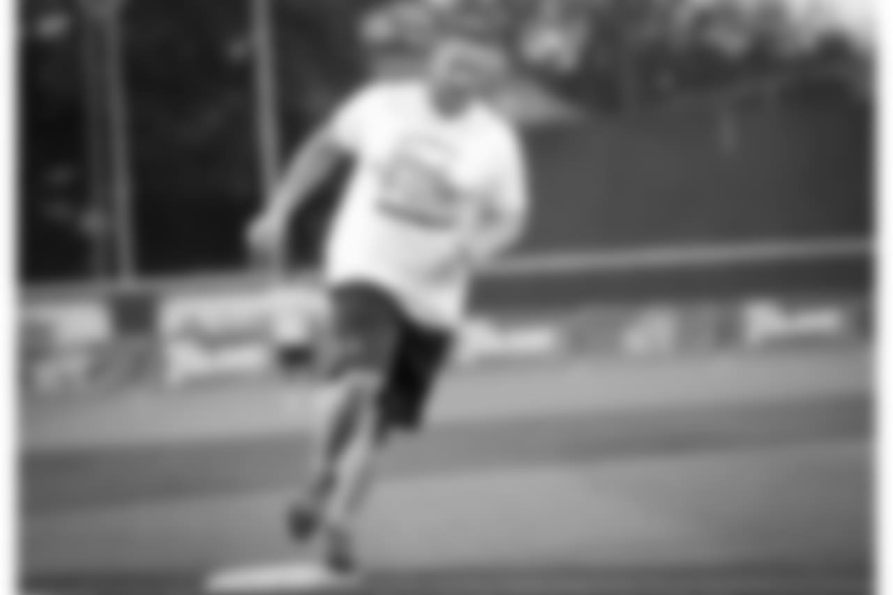 Gallery-Softball-2560-1440-060718_1070