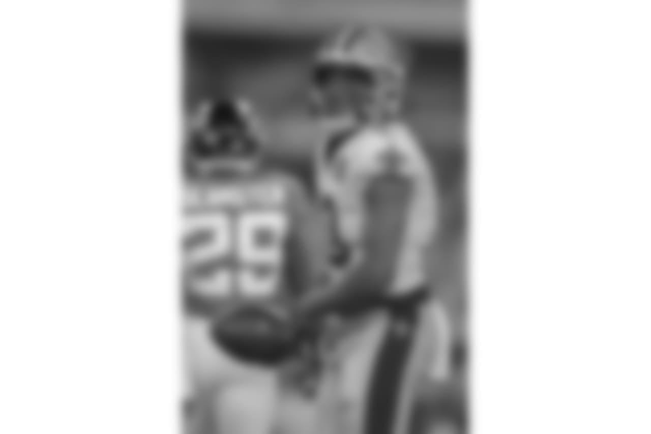 Gallery-preseason-game1-2560x14402250