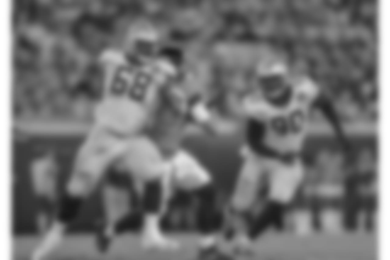 Gallery-preseason-game1-2560x14402150