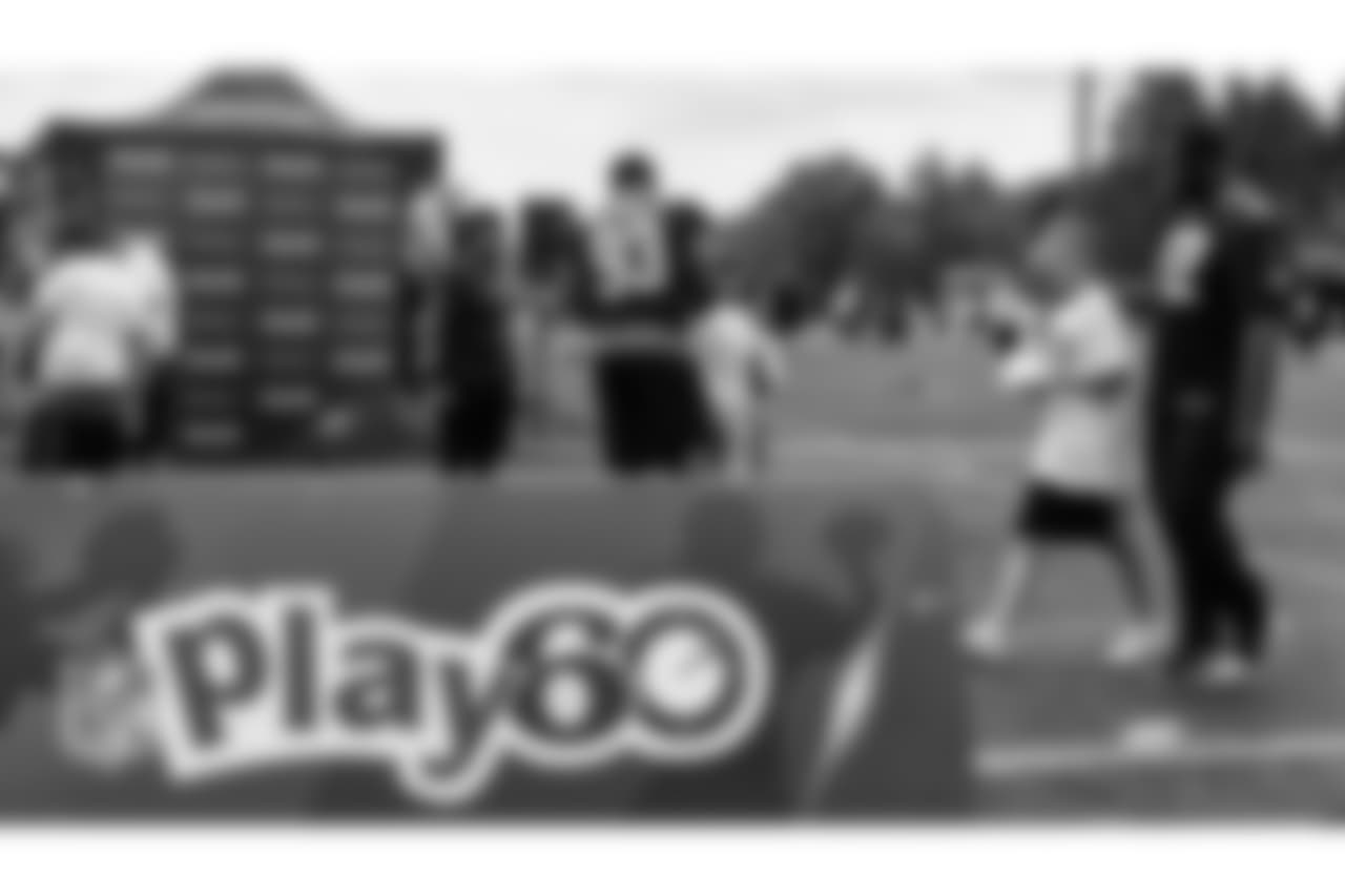 New Orleans Saints players Cameron Jordan, Terron Armstead, David Onyemata, Vonn Bell and Saints Hall of Famer Michael Lewis hosted an NFL Play 60 camp for kids in Vancouver, Canada on May 26, 2018.