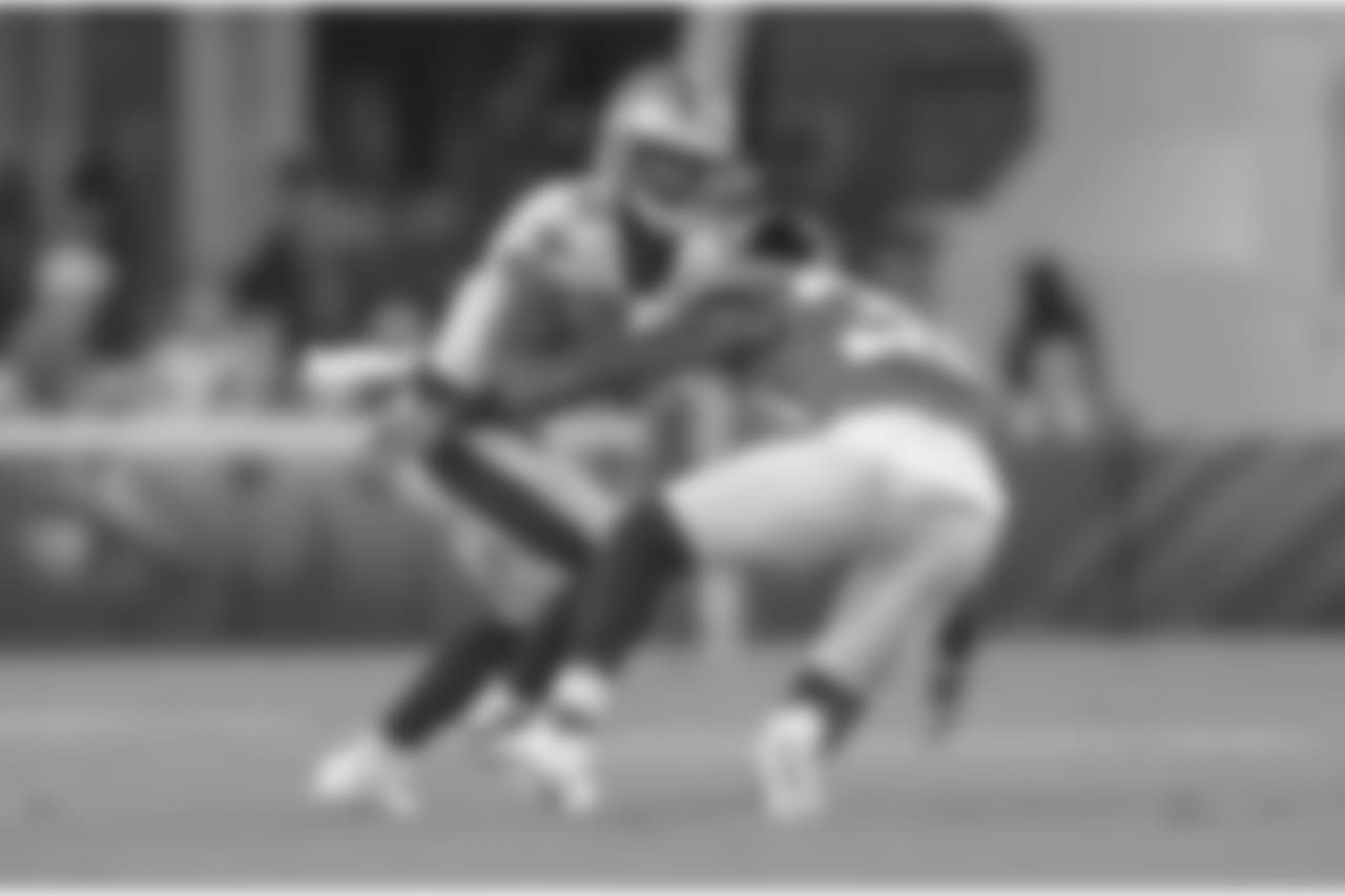 Gallery-preseason-game1-2560x14402284